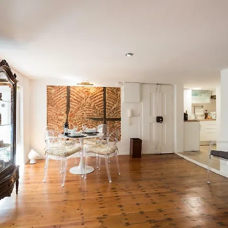 Charming Apartment Travessa Do Alcaide-2